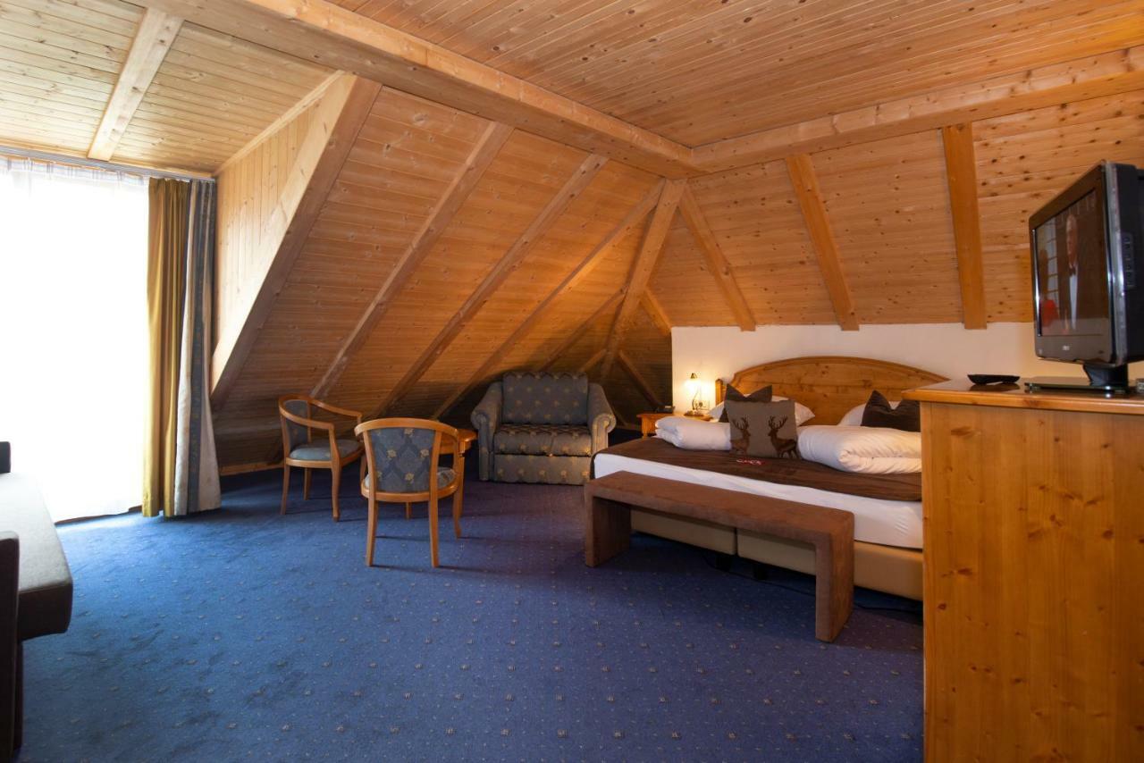 Hotel Engel Sluderno Buitenkant foto