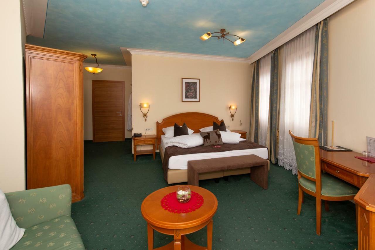 Hotel Engel Sluderno Buitenkant foto