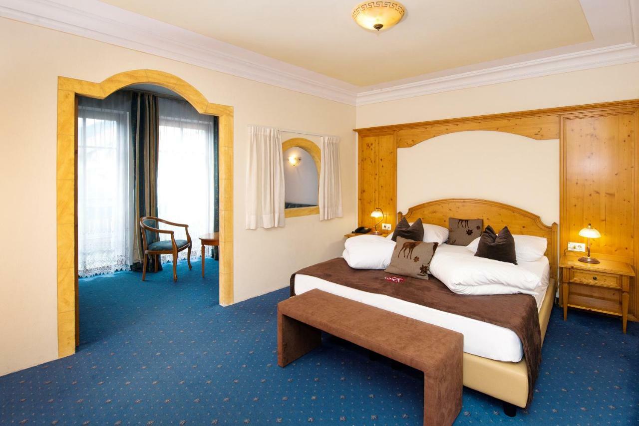 Hotel Engel Sluderno Buitenkant foto
